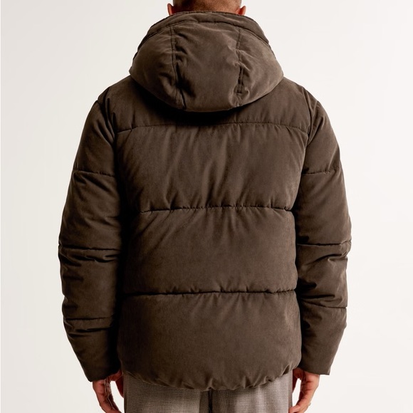 Abercrombie & Fitch | Hooded Ultra Utility Puffer - Picture 7 of 9
